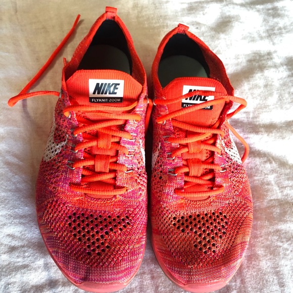 Nike Women Flyknit Zoom Agility Training Shoe - Picture 2 of 8